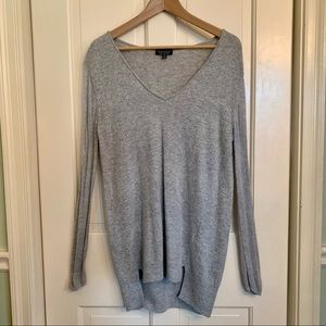 TOPSHOP gray long sleeved v-neck sweater